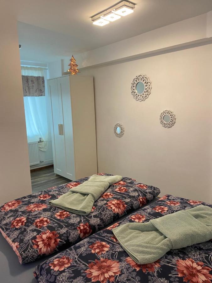Apartment Kleine-romantische Parkplatz Vor Dem Haus!
