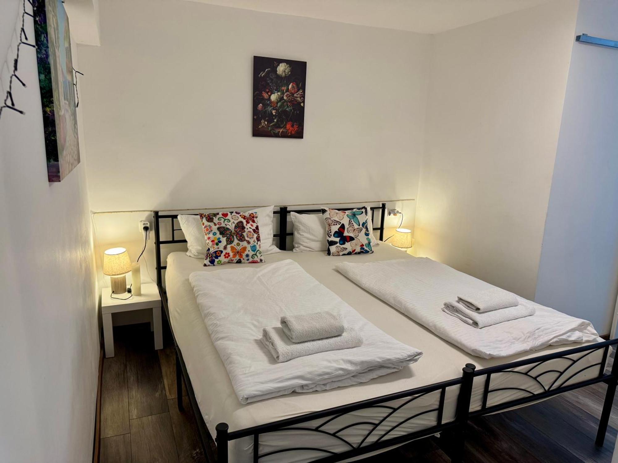 Kleine-romantische Parkplatz Vor Dem Haus! Apartment